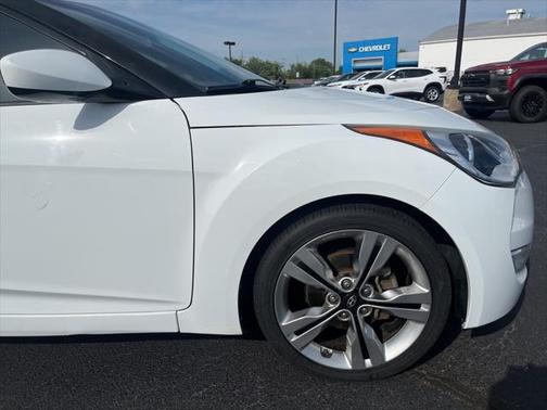 2016 Hyundai Veloster Base