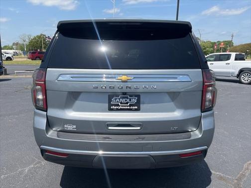 2023 Chevrolet Suburban LT
