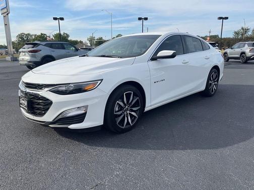 2024 Chevrolet Malibu FWD RS