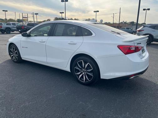 2024 Chevrolet Malibu FWD RS