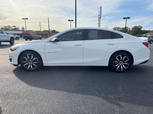 2024 Chevrolet Malibu FWD RS