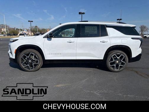 Polar White Tricoat 2026 Chevrolet Traverse High Country