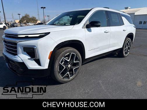 Polar White Tricoat 2026 Chevrolet Traverse High Country