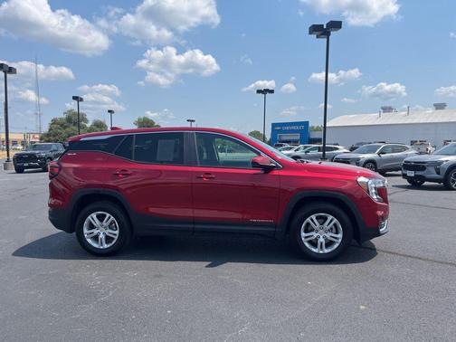 2024 GMC Terrain SLE