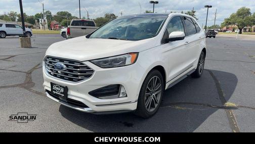White Platinum Clearcoat Metallic 2019 Ford Edge Titanium
