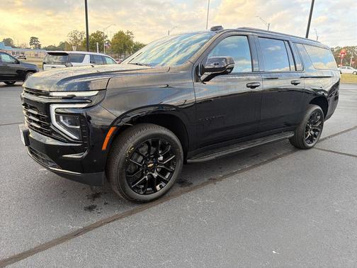 2026 Chevrolet Suburban RST