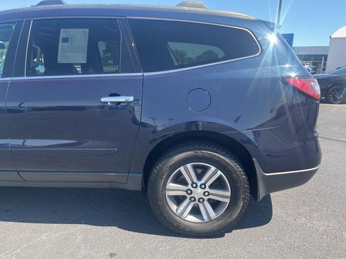 2017 Chevrolet Traverse 2LT