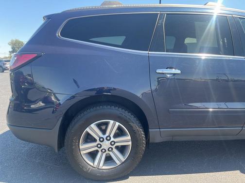 2017 Chevrolet Traverse 2LT
