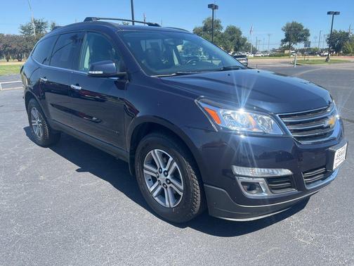 2017 Chevrolet Traverse 2LT