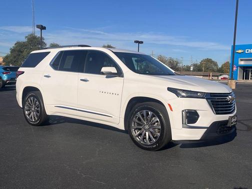 2023 Chevrolet Traverse Premier