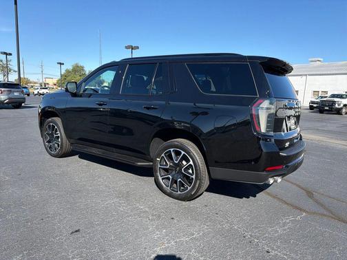 2026 Chevrolet Tahoe 4WD RST