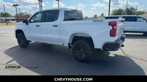 Summit White 2026 Chevrolet Silverado 1500 Custom Trail Boss