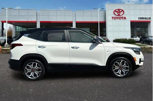 2023 Kia Seltos SX