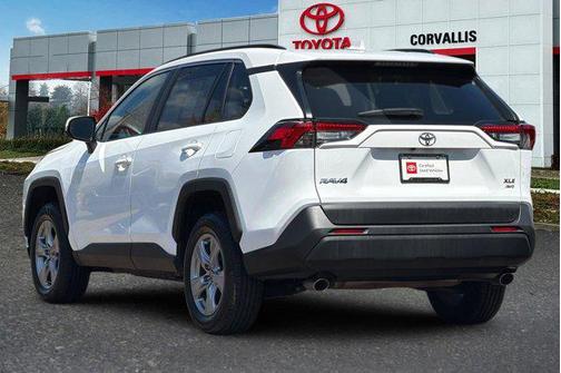 Ice Cap 2025 Toyota RAV4 XLE