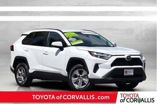Ice Cap 2025 Toyota RAV4 XLE