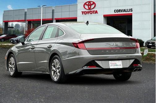 2022 Hyundai SONATA SEL