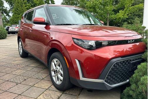 2024 Kia Soul LX