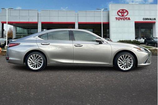 2020 Lexus ES 300h Luxury