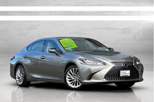 2020 Lexus ES 300h Luxury
