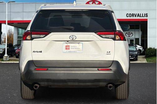 2024 Toyota RAV4 LE