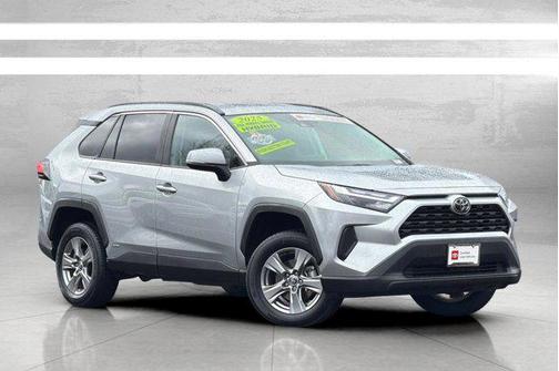 2025 Toyota RAV4 Hybrid XLE
