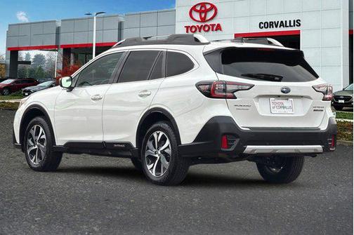 2022 Subaru Outback Touring XT