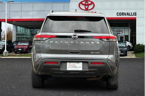 2023 Nissan Pathfinder SV