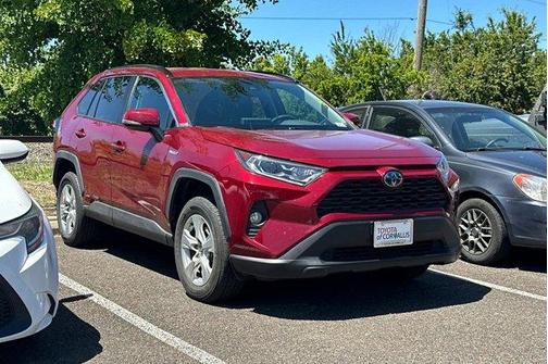 2020 Toyota RAV4 Hybrid XLE