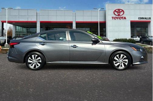 2022 Nissan Altima 2.5 S