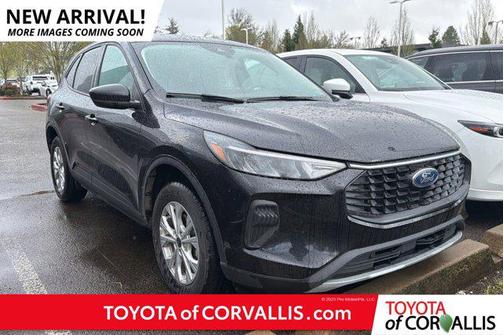 AGATE BLACK METALLIC 2025 Ford Escape Active