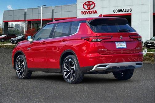 2023 Mitsubishi Outlander PHEV SE