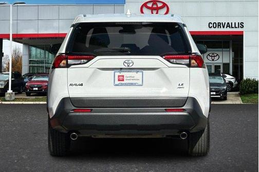 2024 Toyota RAV4 LE