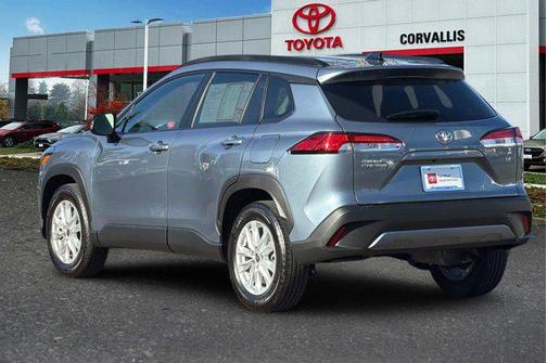 2025 Toyota Corolla Cross LE