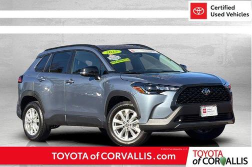 2025 Toyota Corolla Cross LE