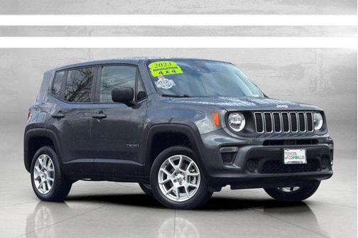 Graphite Gray 2023 Jeep Renegade Latitude