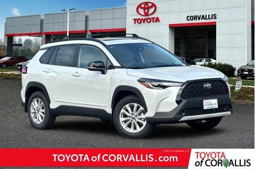 2025 Toyota Corolla Cross LE