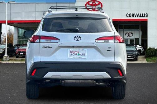 2025 Toyota Corolla Cross LE
