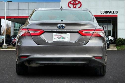 2019 Toyota Camry Hybrid LE