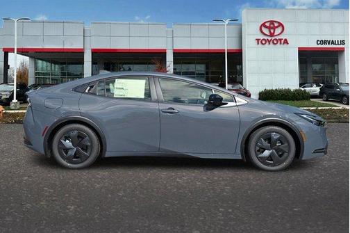 2025 Toyota Prius Plug-In Hybrid SE