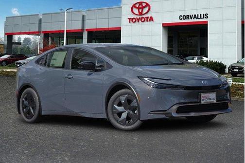 2025 Toyota Prius Plug-In Hybrid SE