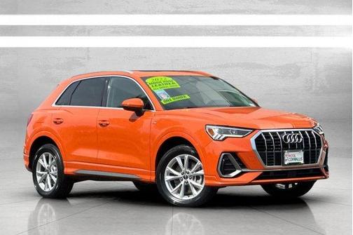 2022 Audi Q3 45 S line Premium