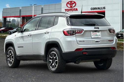 2024 Jeep Compass Trailhawk
