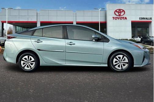 2016 Toyota Prius Four