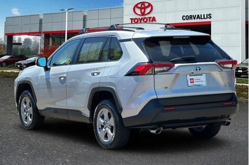 2022 Toyota RAV4 Hybrid XLE