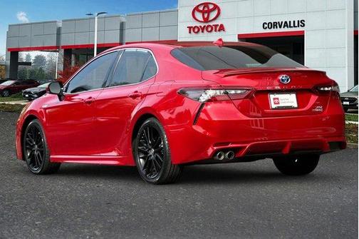 2021 Toyota Camry Hybrid XSE