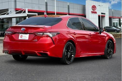 2021 Toyota Camry Hybrid XSE