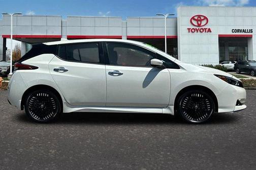 2023 Nissan Leaf SV PLUS