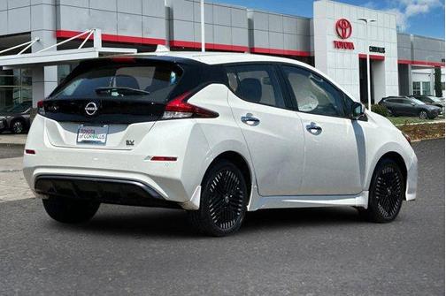 2023 Nissan Leaf SV PLUS