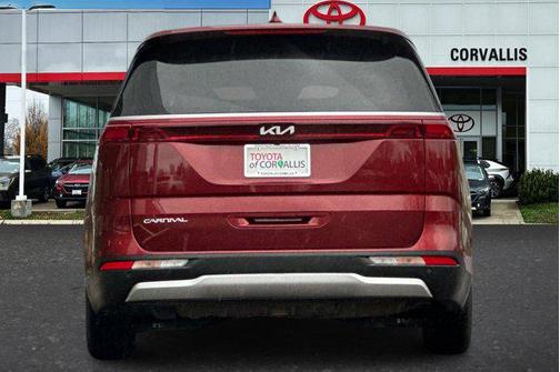 2024 Kia Carnival LX