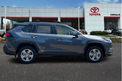 2025 Toyota RAV4 Hybrid LE